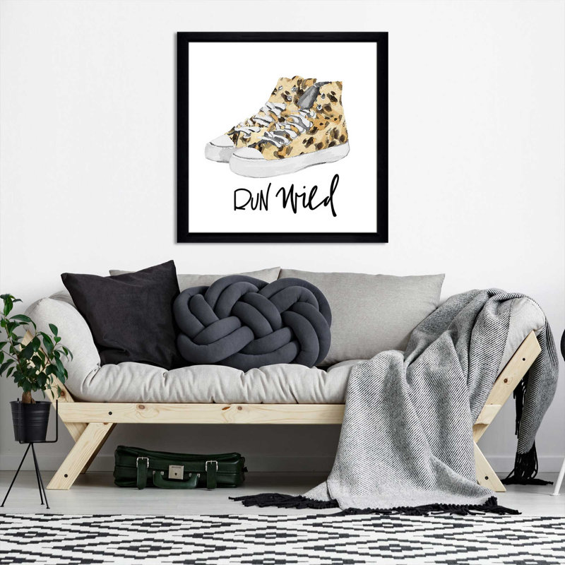 «Run Wild (Square)» par Lanie Loreth, reproduction, Cadre noir, H 31,5 po x l 31,5 po x P 1 po
