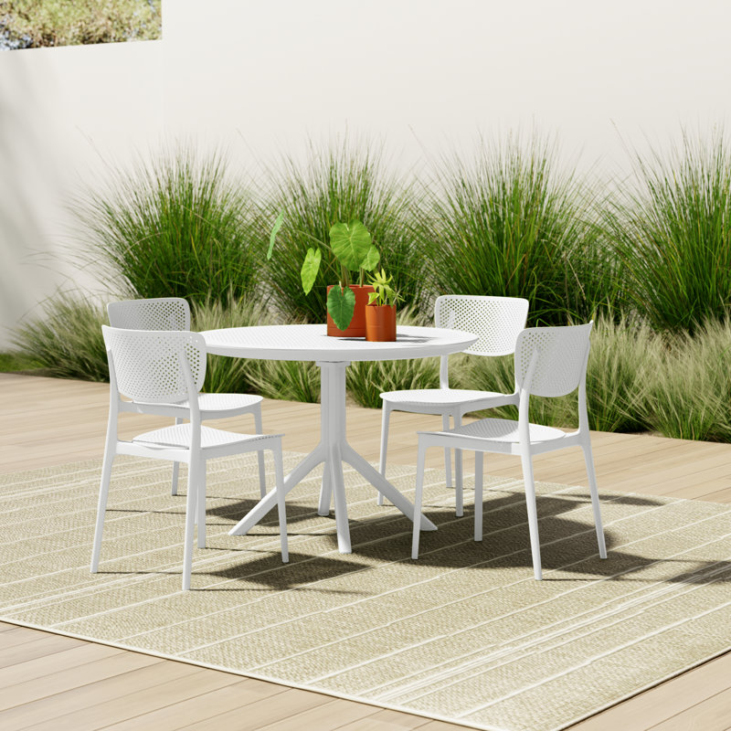 Farrah Lucy 5 Person Dining Set, White
