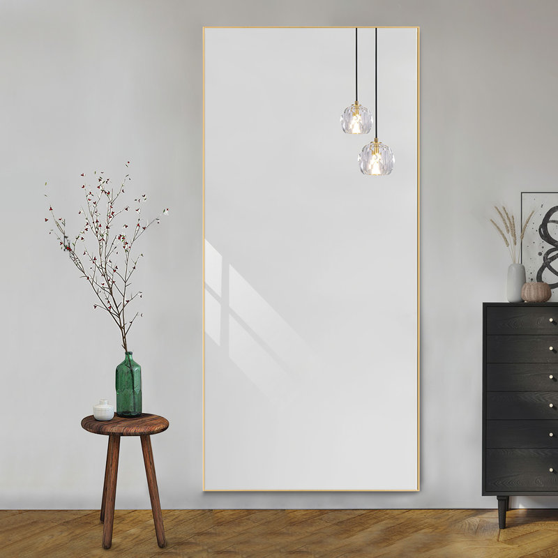 Miroir de salle de bain mural Talma, H 71 po x l 24 po, Doré