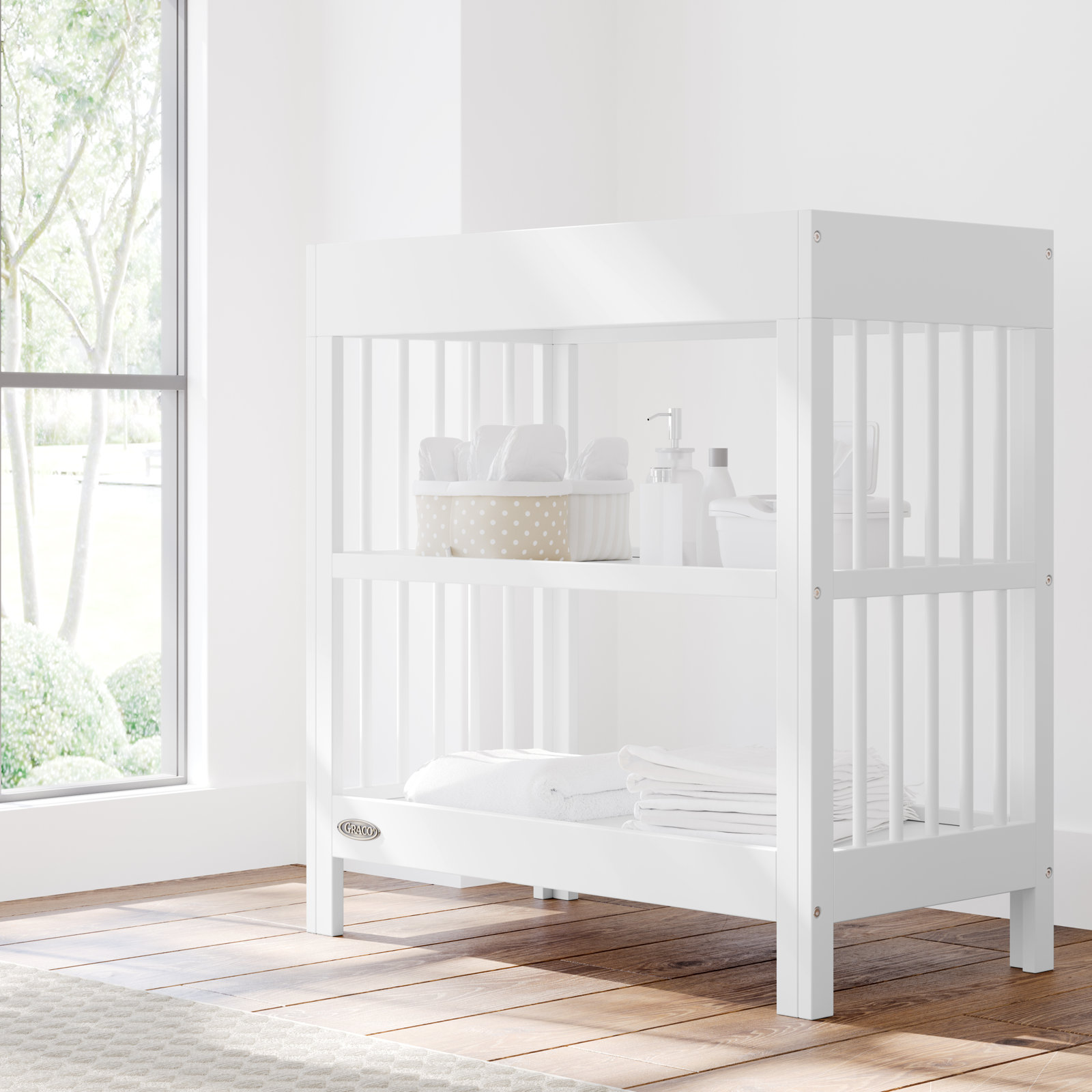 Teddi Changing Table with Pad, White