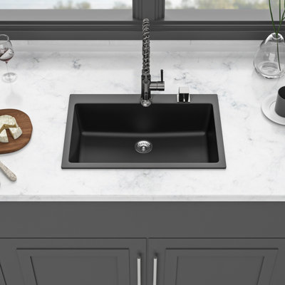 Évier à quartz noir de 33 po x 22 po d'aspect granit, et la surface lisse réduit l'accumulation de saleté, le fonctionnement hygiénique silencieux, stable, minimise les vibrations, facilite le nettoyage, la désinfection et l'entretien
