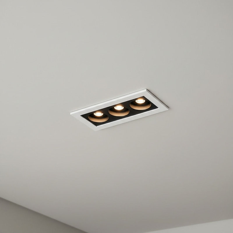 UltraBeam 6 Watt Black Recessed Downlighter Fitting