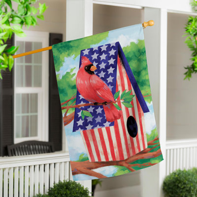 Drapeau de maison patriotique en forme de cabane à oiseaux