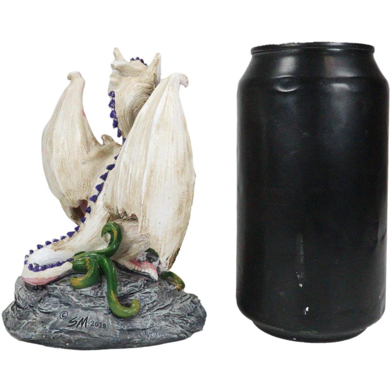 Figurine angélique de fruits et légumes colorés