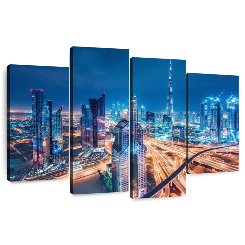 Futuristic dubai skyline Sireci, H 48 po x l 75 po