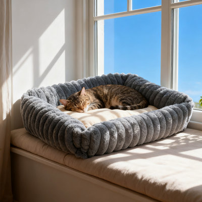 Faux Fur Pet Bed
