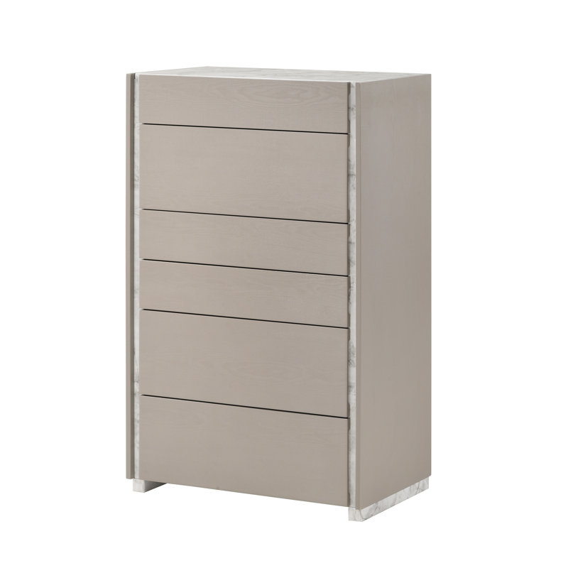 Pearl Chest