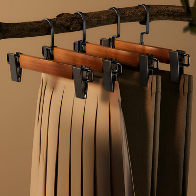 Cintres de luxe en bois 