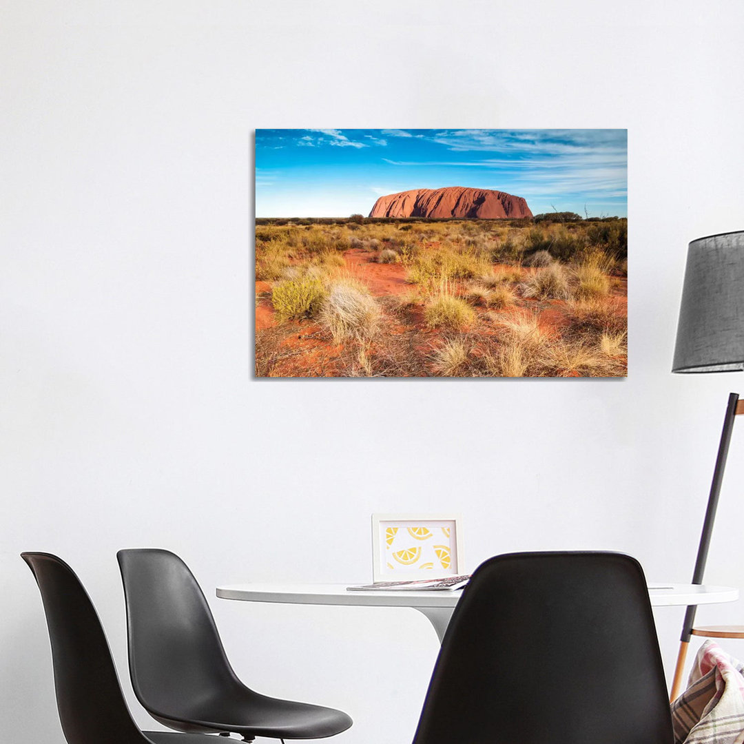 Mighty Uluru, Australien von Matteo Colombo - Galerie-umwickelte Leinwand Giclée auf Leinwand