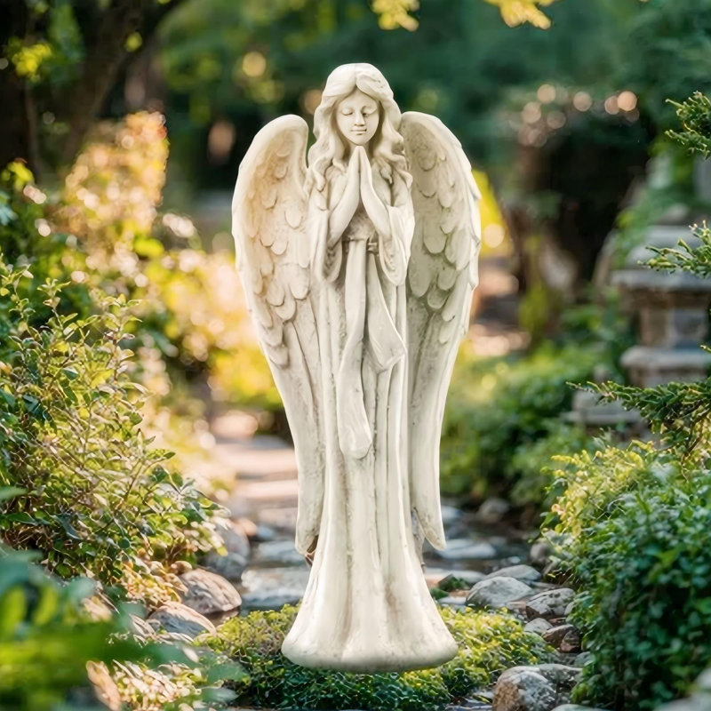 Statue de l'ange priant