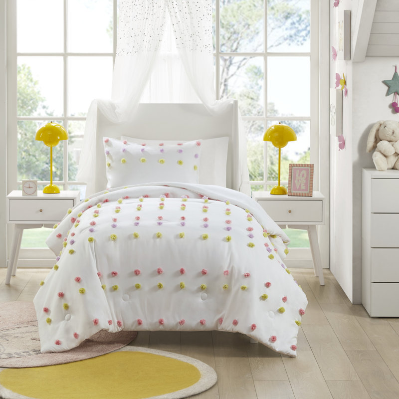 Full Pink Microfiber Kids' Comforter Set with Pompoms