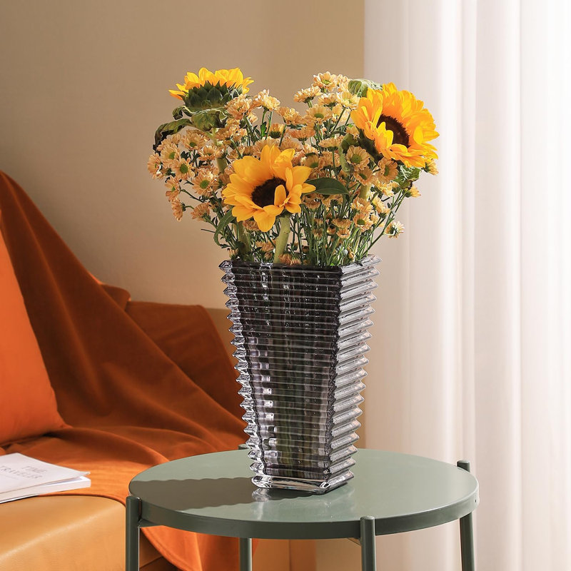 Vase de table Anthonique, Gris foncé, H 5,3 po x l 5,3 po x P 9,1 po