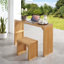 Banc et table en pin pour une utilisation à l'intérieur - bois simple mais charmant dans des meubles fiables