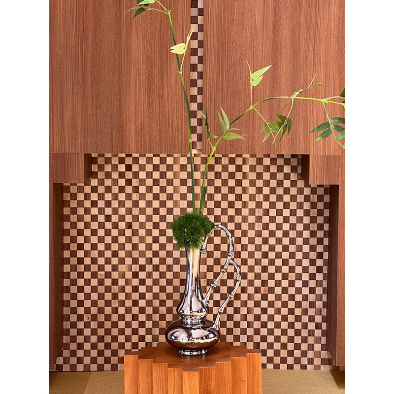 Vase de table en céramique