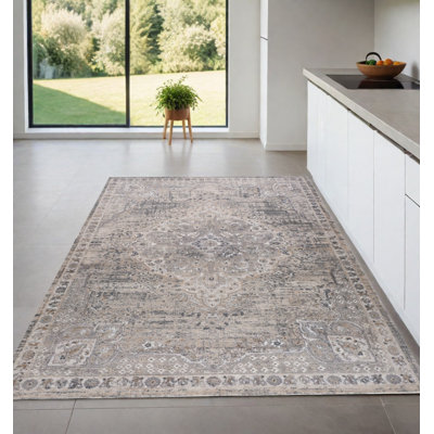 Tapis oriental gris et beige 4 pi x 6 pi