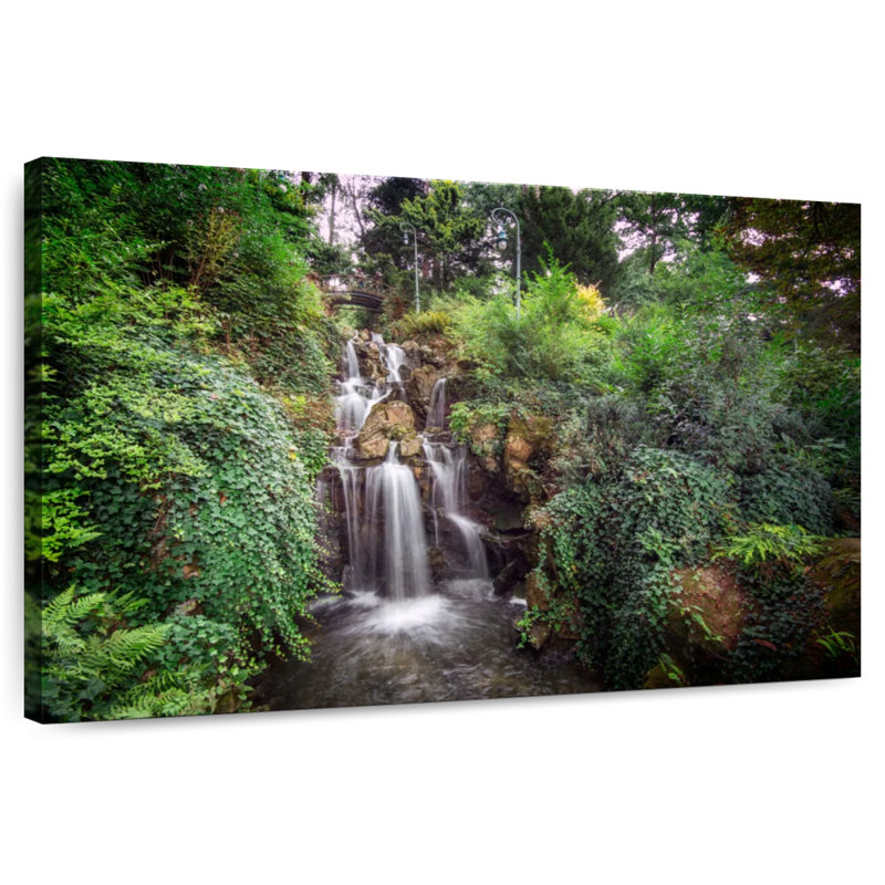 Rennes Cascade Des Jardins Du Thabor