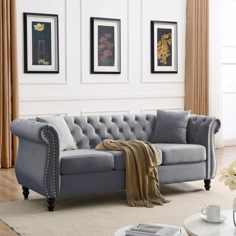Canapé Chesterfield 80 po en velours gris pour salon, canapé 3 places capitonné avec accoudoirs roulés et tête de clou