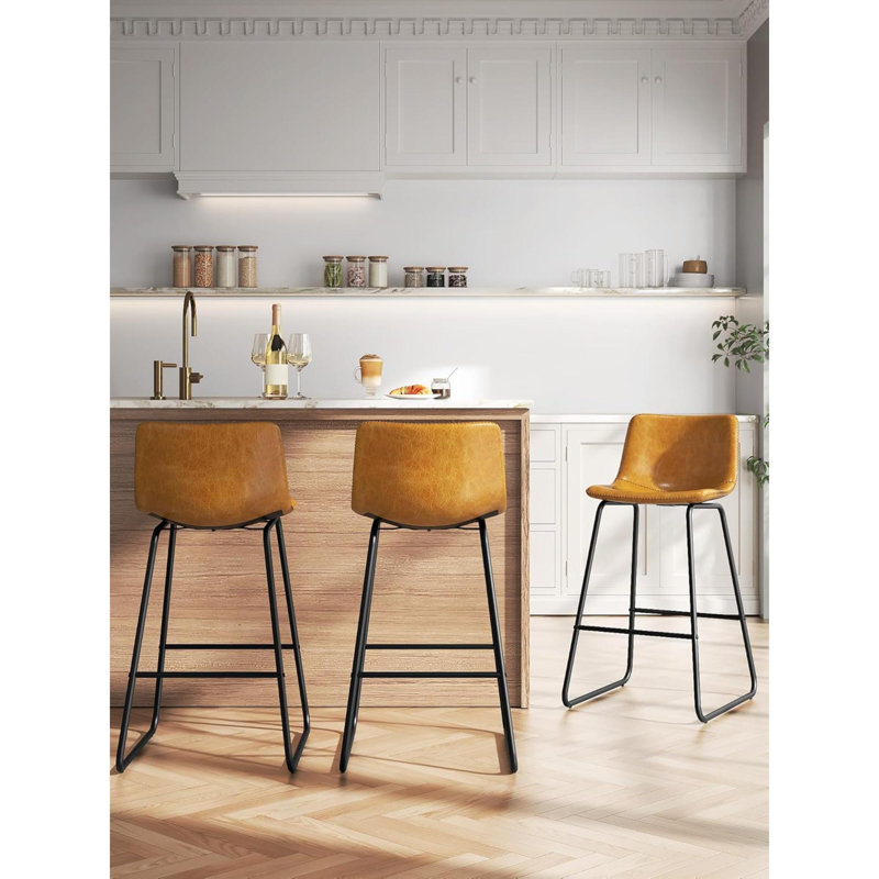 Ensemble de tabourets de bar avec tabourets de bar à hauteur de comptoir avec dossier et tabourets de bar modernes en simili-cuir avec pieds en métal et repose-pieds