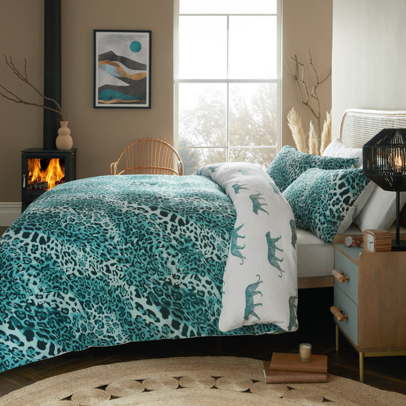 Blevens Animal Print Duvet Cover Set with Pillowcases, Black/Green, Super King Duvet Cover + 2 Standard Pillowcases