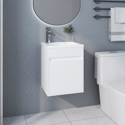 Meuble-lavabo flottant blanc moderne avec lavabo intégré et porte simple, profil de finition propre fixé au mur, panneau de particules