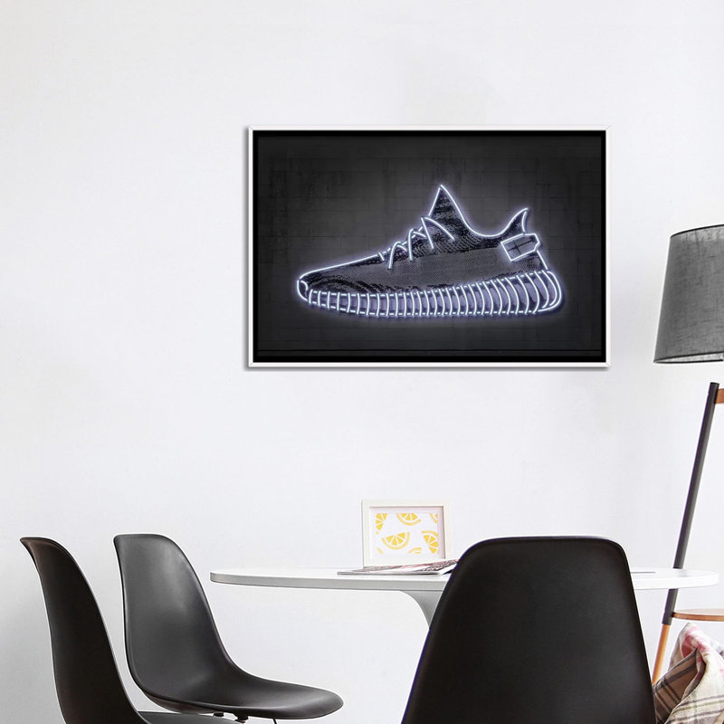 « Sneaker Y » par octave Mielu-impression d’art graphique, Pas de tapis, Toile blanche encadrée, H 26 po x l 40 po x 1,5 po