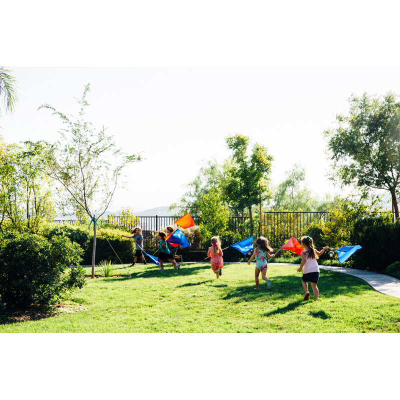 Ensemble de drapeaux de couleur Pacific Play Tents - rouge (12 par ensemble), Rouge