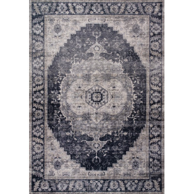 Tapis oriental noir et gris 5 pi