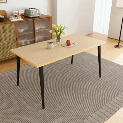 Table de salle à manger moderne, plateau de table en bois et pieds en fer résistant à la rouille, table de cuisine rectangulaire pour 6 à 8 personnes, design industriel rustique pour la salle à manger, patio (table seulement)