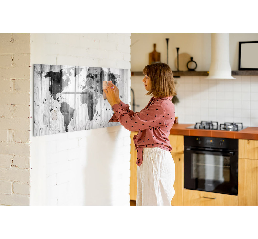 Whiteboard Weltkarte auf Holz