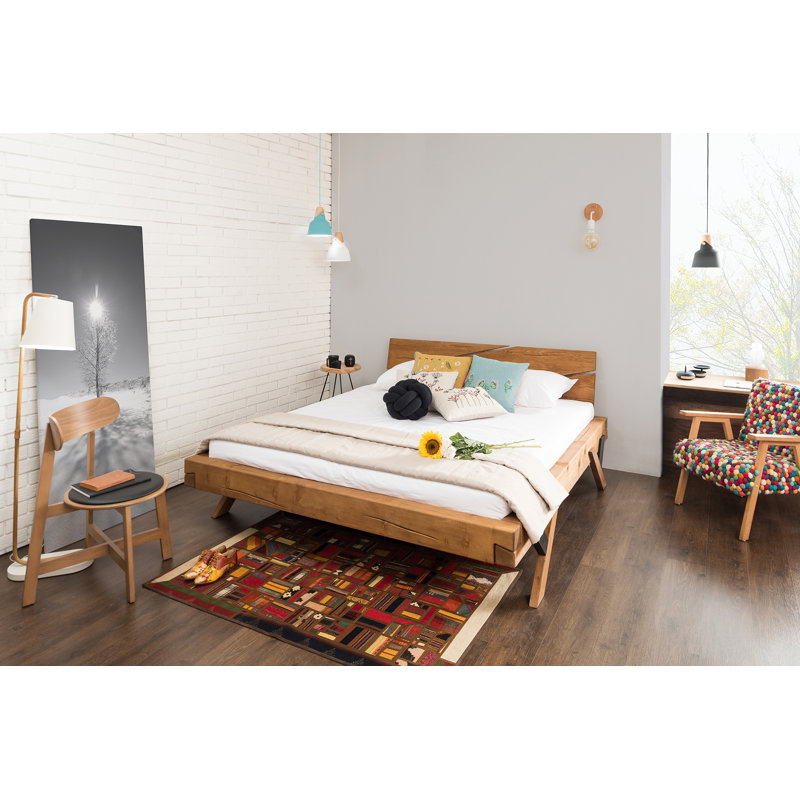 Fulton Bed, 200 x 200cm