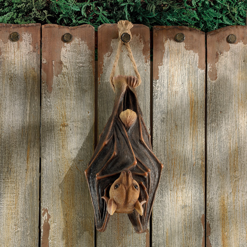 Sculpture suspendue méga chauve-souris