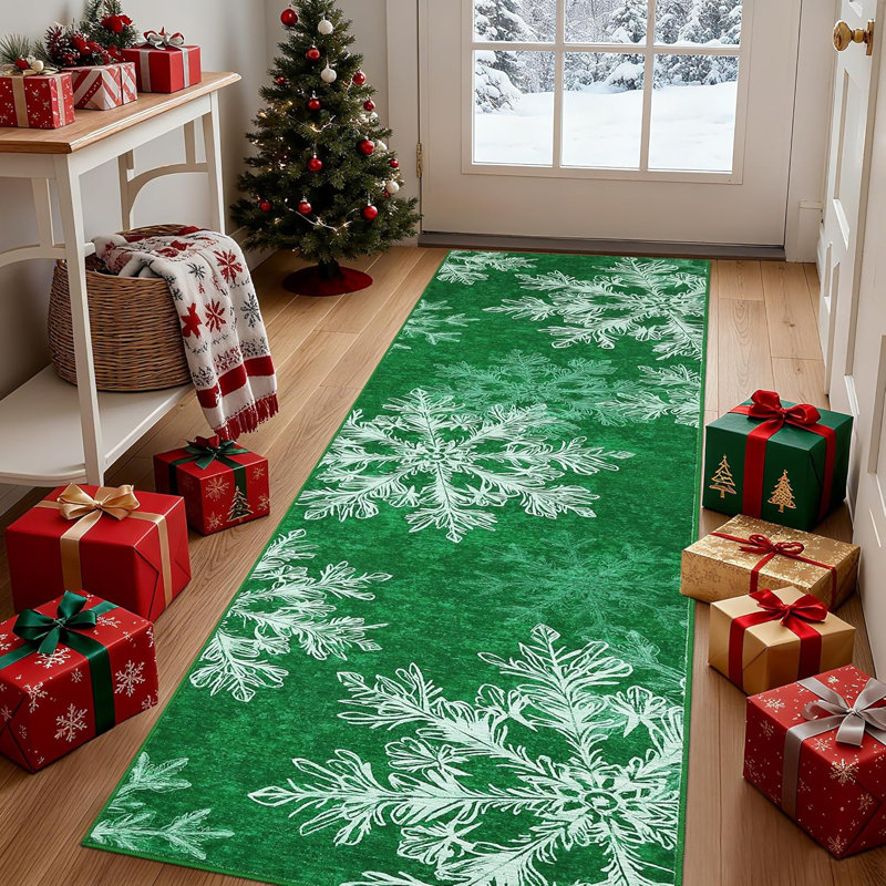 Runner Rug Green Snowflake Washable Hallway Area Rug Non Slip Soft Xmas Carpet Runner Low Pile Stain Resistant Long Kitchen Mat for Bedroom Dining Room