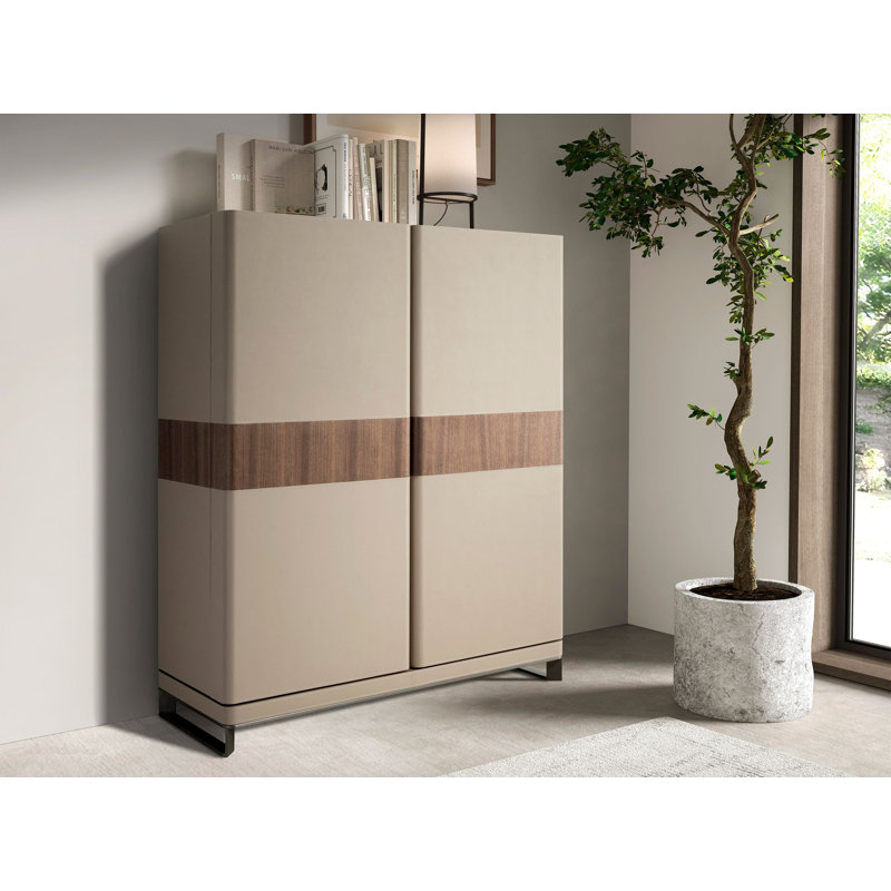 Highboard