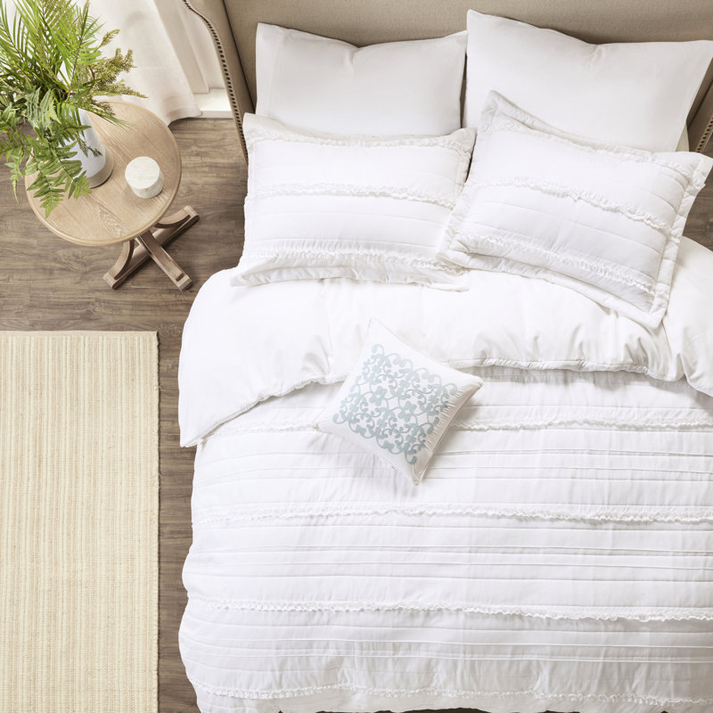 Housse de couette 4 pièces très chic / très chic avec dessus et garniture en microfibre avec boutons brodés