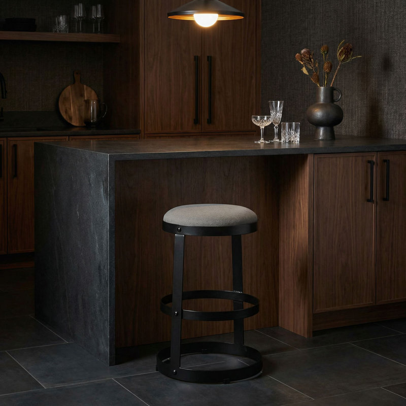 Dior Metal Bar & Counter Stool, Counter Stool (26" Seat Height), Black