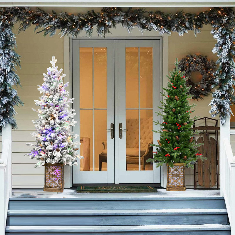 Arbre de Noël pré-éclairé avec base scintillante, 100 lumières DEL multicolores, 396 pointes, baies rouges et pommes de pin, branches pleines en PE / PVC, pot lumineux festif