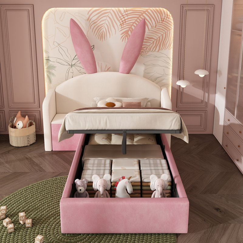 Bed, Beige&Pink