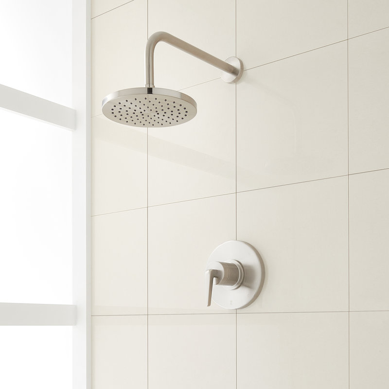 Système de douche à pression équilibrée Drea, Nickel brossé