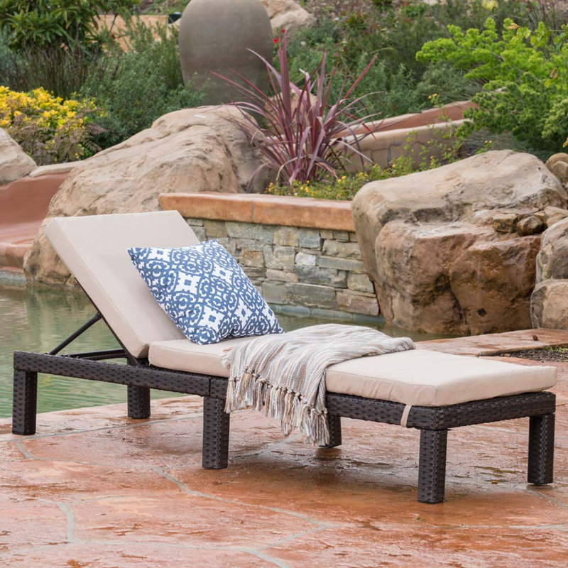 2-Piece Outdoor Rattan Chaise Lounge