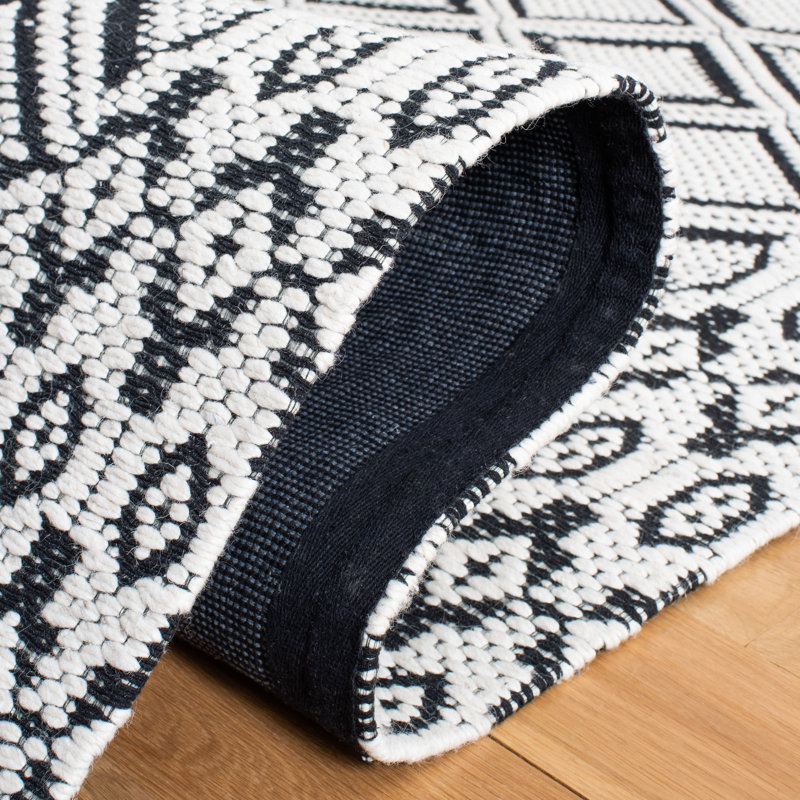Marbella Hand Woven Wool/Cotton Geometric Rug in Ivory/Black, Runner 2'3" x 8'