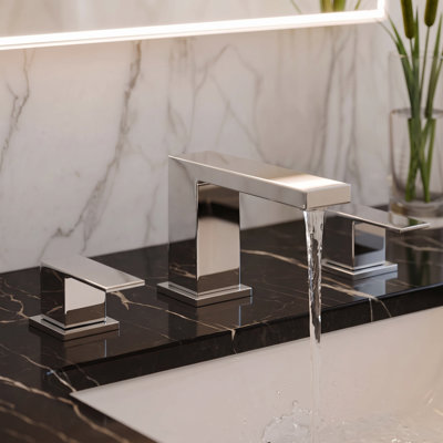 Cube Widespread Faucet 2-handle Bathroom Faucet with Drain Assembly
