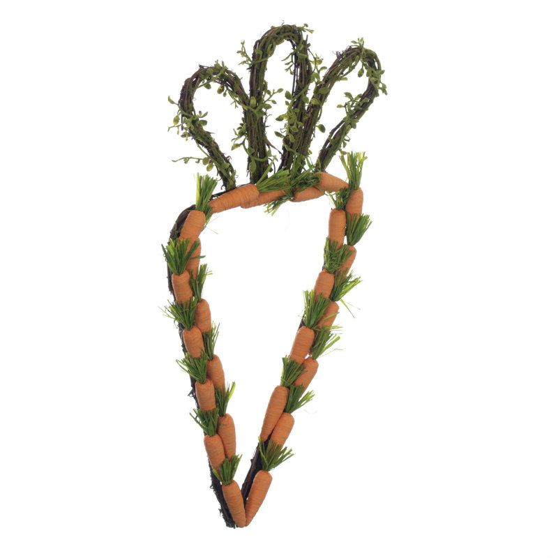 Couronne de carotte orange artificielle de 22 po. Comprend des carottes orange sur une couronne en forme de carotte.