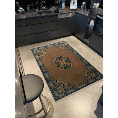 Tapis décoratif rétro à motif traditionnel brun et bleu