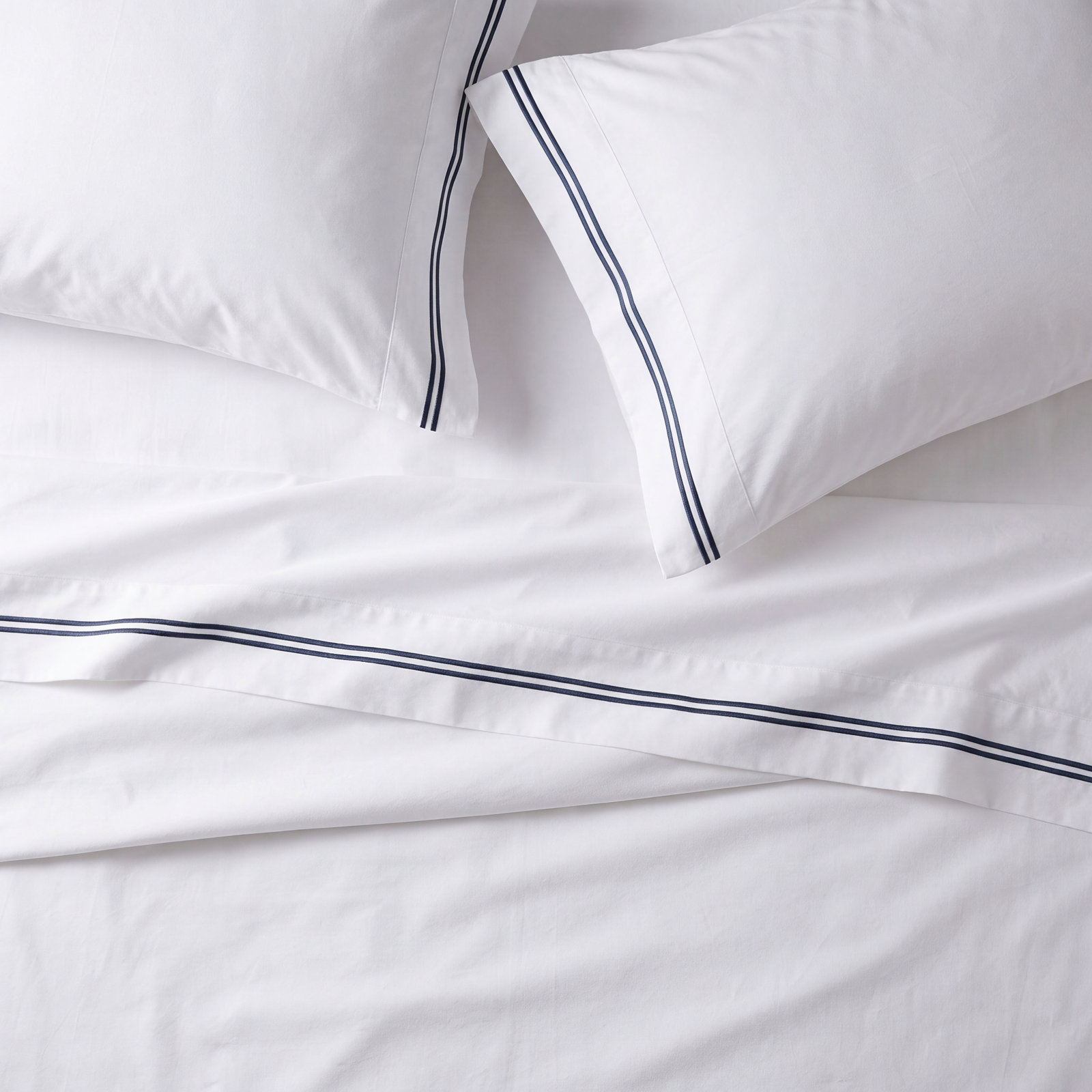 Bardfield Cotton Pillowcase, Navy