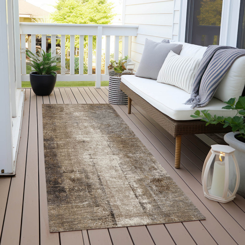 Tapis intérieur / extérieur brun lavable à la machine Xhevrie, Tapis de couloir 2 pi 3 po x 7 pi 6 po