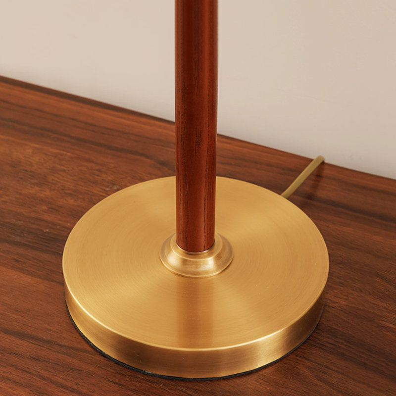 Lampes sur pied en noyer massif et cuivre