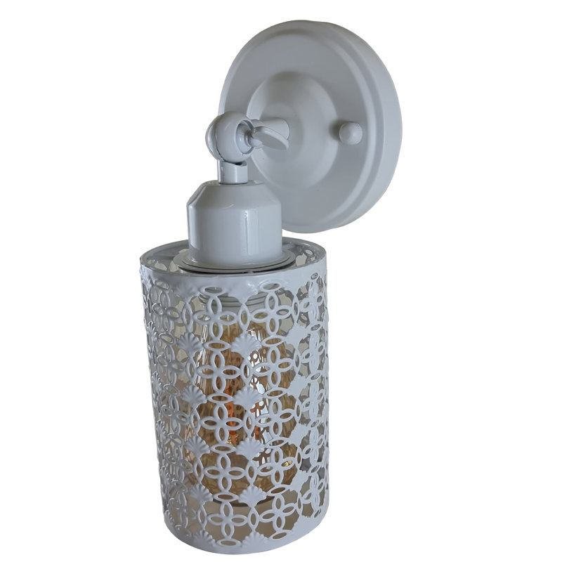 Derwent Armed Sconce