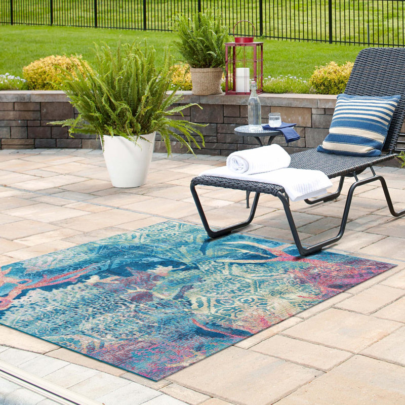 Multi Edgartown Indoor/Outdoor Modern Rug, Square 6'