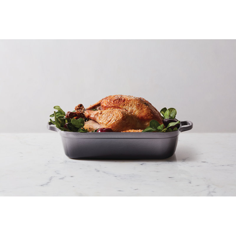 Le Creuset Signature Enameled Cast Iron Roaster, 5.25 qt., Oyster