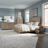 Ensemble de chambre à coucher avec lit à panneaux, commode et miroir Chantee